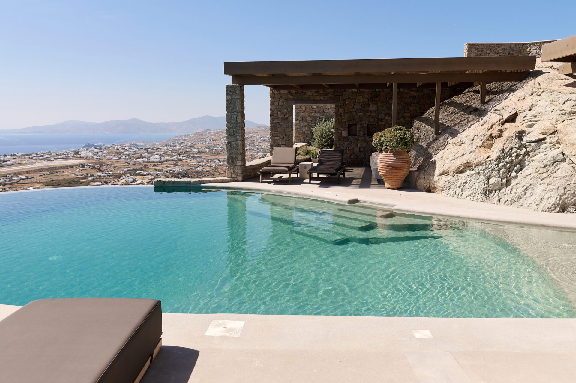 Villa Sunstone